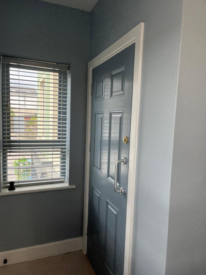 2 Bedroom Apartment Central Town Location Enniscorthy Dış mekan fotoğraf